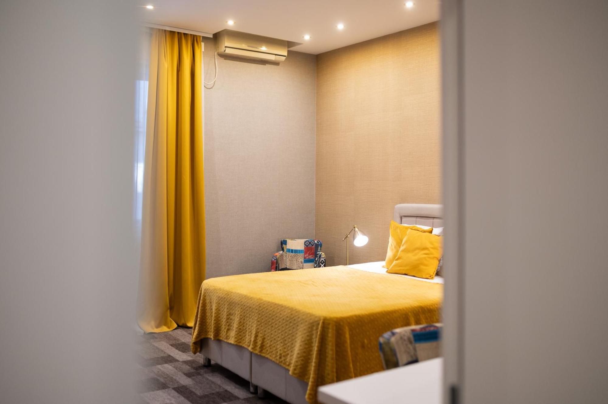 Central Belgrade Apartments Free Parking