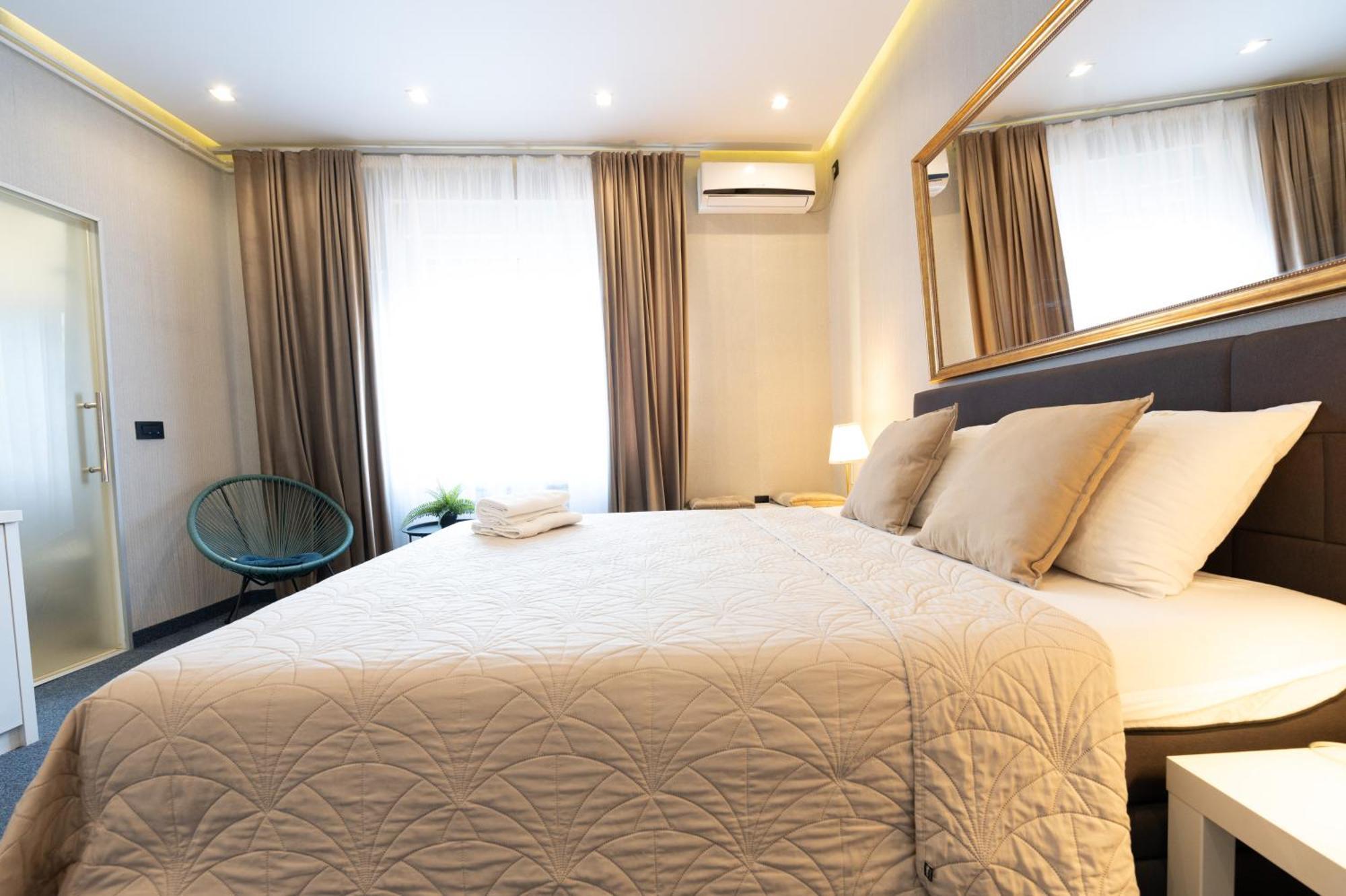 Central Belgrade Apartments Free Parking